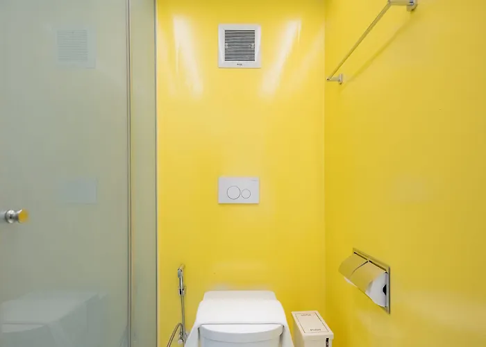 Hotel Yello Victory Monument 3*
