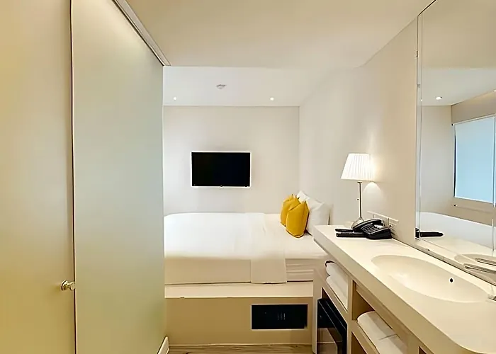 Yello Victory Monument Hotel Bangkok